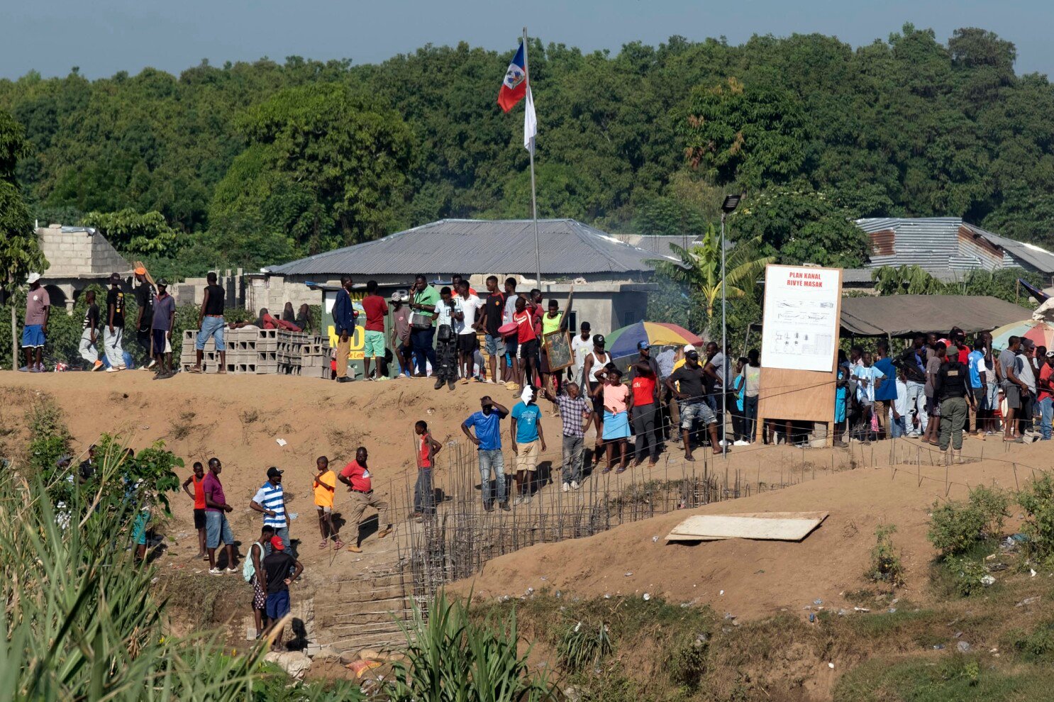 Dominican Republic Project to Help Many Haitians to Leave the Country of Dominican Republic.